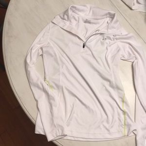 Champion semi fitted top